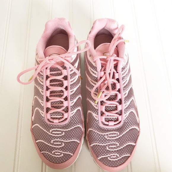 air max plus goddess night out